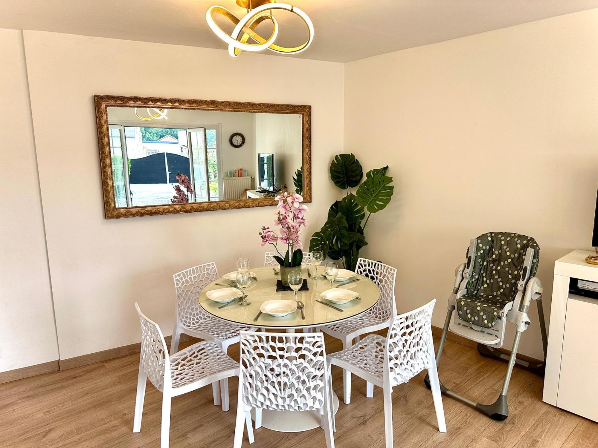 Relax Home Maison Et Studio Ensemble โดวีลล์ ภายนอก รูปภาพ
